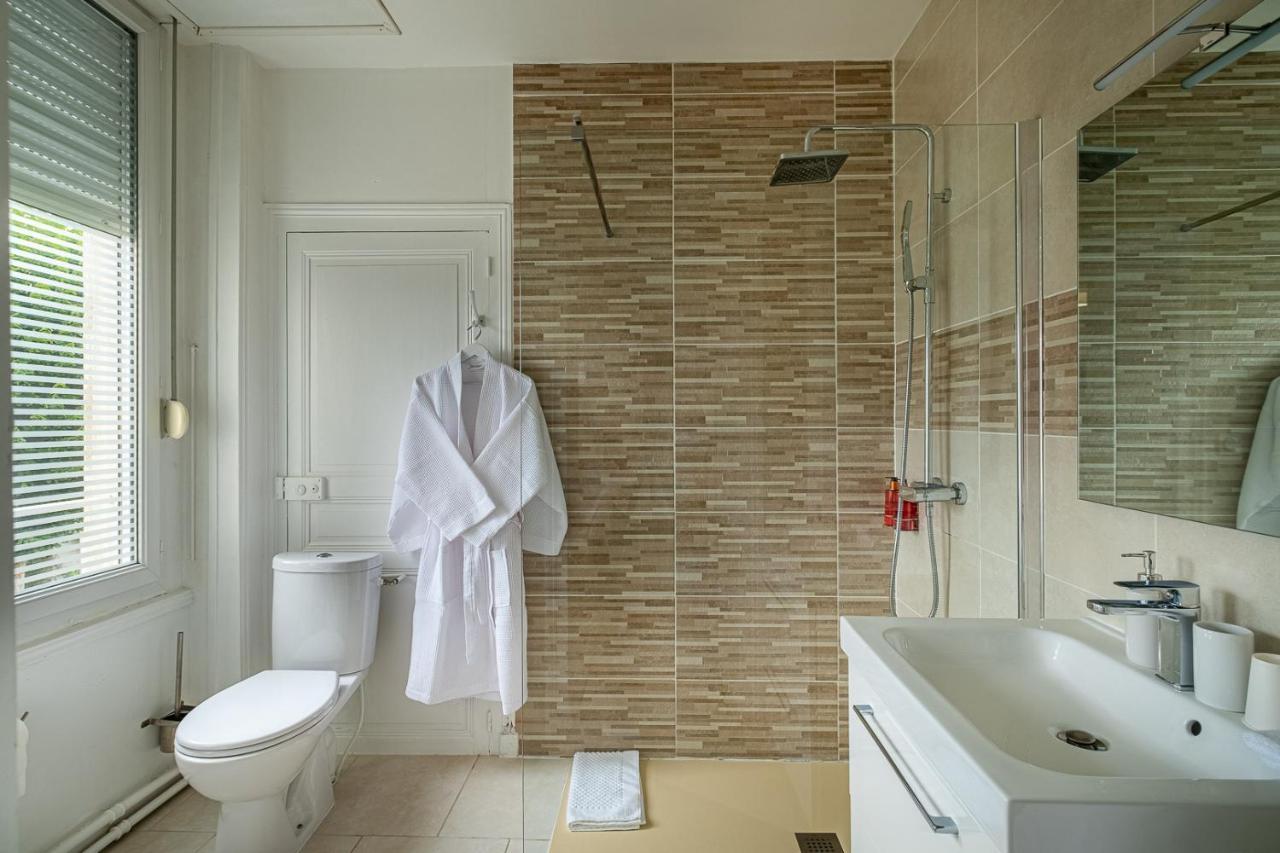 Manoir Des Bertinieres Hotel Cravant-les-Coteaux Ngoại thất bức ảnh